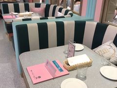 -Dazzling Cafe 蜜糖吐司专卖店