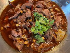 -大众跷脚牛肉馆·非遗传承单位(峨眉山店)