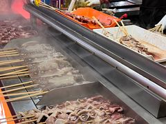 -三亚火车头万人海鲜广场