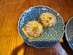 蛋黄芝士纸皮烧麦-鑫震源·苏式大虾生煎(山塘街店)
