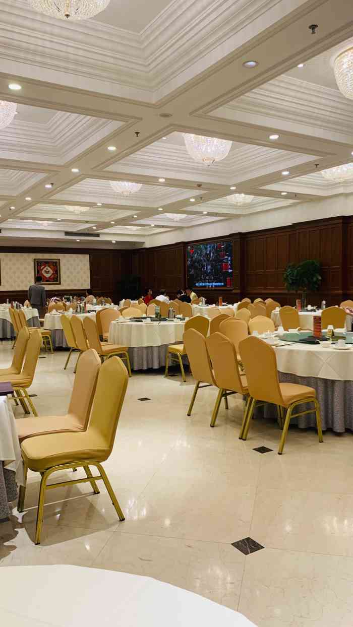 金时代顺风大酒店(818广场店)-"又是想念外食的一天～有多久没下馆子