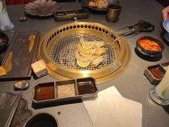 -铭牛烧肉·和牛海鲜自助(高新月牙湖店)