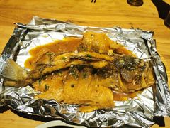 铁板锡纸鲈鱼-龙头烤羊排•烤全羊•精酿扎啤(厦滘店)