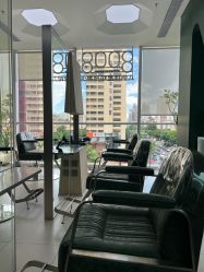 点击看大图 -八佰伴8008星级形象店