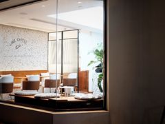 -Line 咖啡(石厦花园店)