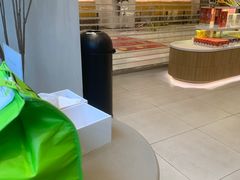 -奈雪的茶(湖滨银泰in77C区PRO店)
