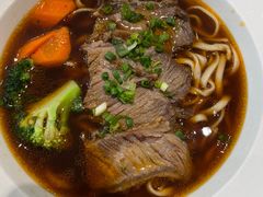 -康师傅私房牛肉面(马泉营奥莱店)
