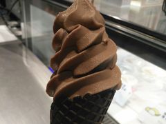 锡兰奶茶脆筒-喜茶(上海打浦桥日月光gelato lab+店)