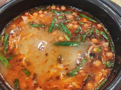 -花馬肆.云南过桥米线(汉神购物广场现场熬汤店)