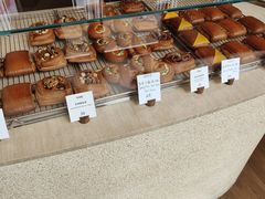 -VERIE BAKEHOUSE