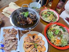 -老码头黑皮肘子锅包肉熏酱水饺(文政街店)