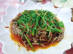 -洪霞餐馆