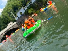 -安吉龙王山峡谷漂流