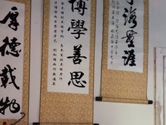 -荒岛实景沉浸密室(江汉路1店)