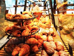 -Dough&Joe团憩(瑞虹天地月亮湾店)