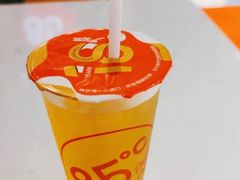 -85度C(生甜甜圈研究工坊·上海松江人民北路店)