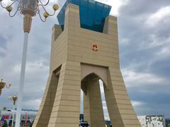-霍尔果斯国门景区