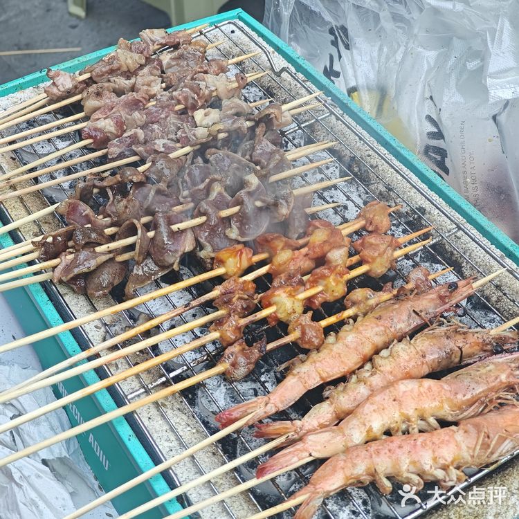 是第一次烧烤呀