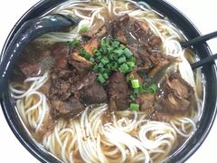 红烧牛肉米线-一品郑记重庆牛肉米线馆(东泰路店)