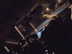 -赛博LIVE SHOW酒吧