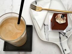 -UNI UNI(环亚凯瑟琳店)