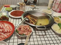 -山悦里 山野·鲜火锅(罗斯福广场店)