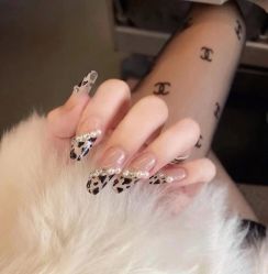 -兔猫ToMoreNails美甲美睫