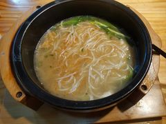 -勺子米线·云南传统小吃市集(四方街店)