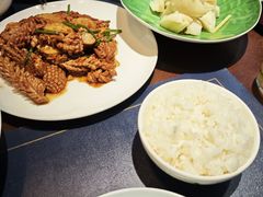 -湖畔鲁菜·二十年老字号餐厅(大明湖店)