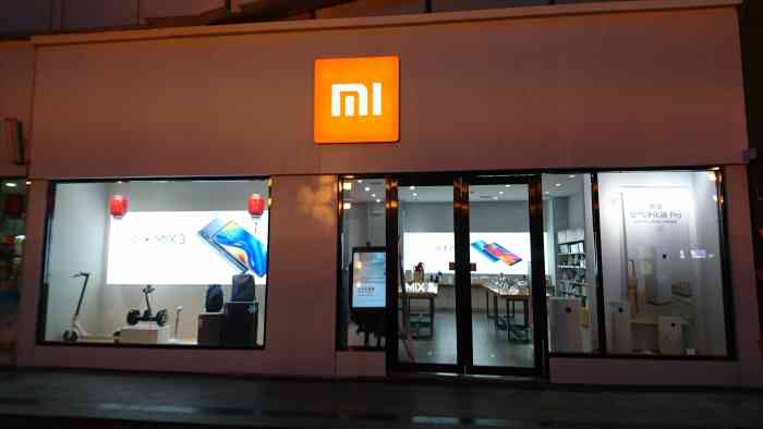 小米之家(中北世纪城店)-"小米笔记本电池91鼓起来很久了,就这么用.