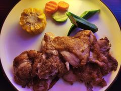 -樱花里音乐餐吧·牛扒椰子鸡(东圃店)