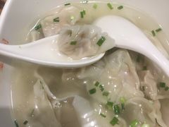 鸡肉小馄饨-四宜糕团店(南大街店)