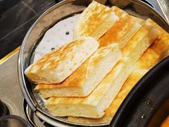 鱼头泡饼-八张桌子(老店)