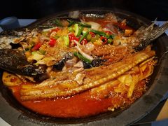 -鸣记脆皮烤鱼·海鲜烤鱼(三八广场店)