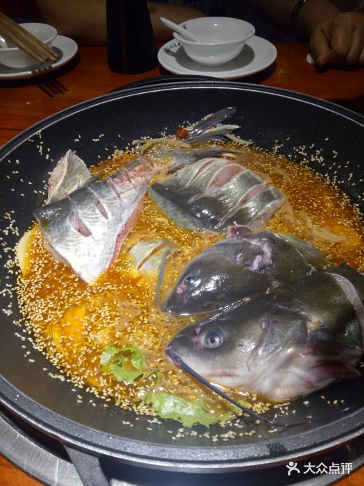 小小河边鱼(大厂店)清江鱼鲜鱼锅图片 - 第1张