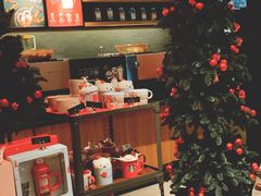 -星巴克臻选(莘庄仲盛店)