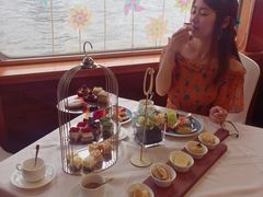 -黄浦江游览十六铺3号码头网红自助餐