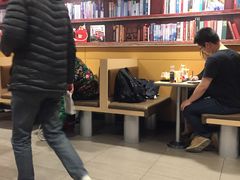 -麦当劳(展览路店)