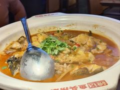 -魏铭鱼头捞饭(晋阳路店)