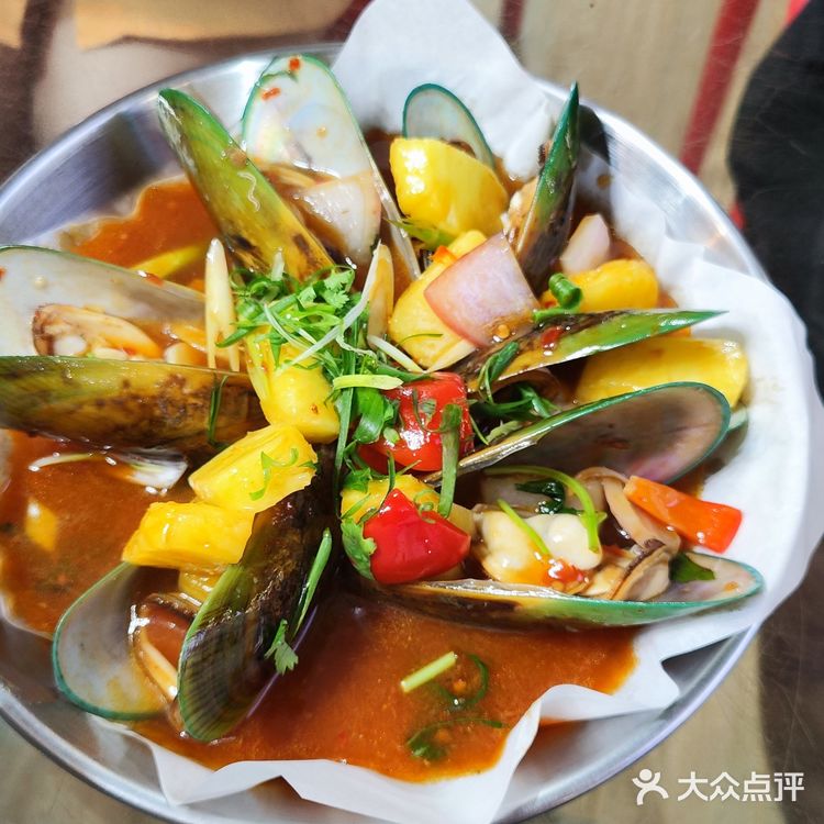 广州市番禺区市桥的清迈大排档