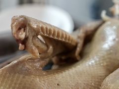 -三亚火车头万人海鲜广场