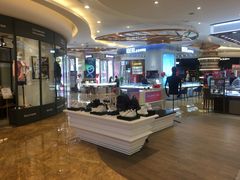 -王府井百货熙地港店