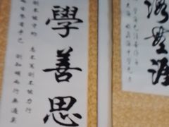 -荒岛实景沉浸密室(江汉路1店)