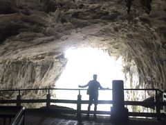 -百色大石围天坑群