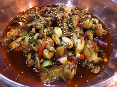 饕餮馋嘴牛蛙-虾弄弄海派小龙虾·牛羊蝎子火锅