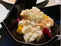 菠萝虾球-穹六人间 people 6(岳阳路店)