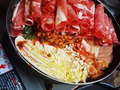 部队锅-MI WU FACTORY米屋美食工厂餐厅(绿地店)