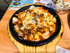 -肥肥虾庄·金牌油焖大虾(杨园滨江时代walk店)