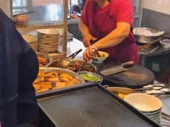 -松树干拌面店