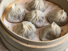 蟹粉小笼-老正兴菜馆(徐汇店)